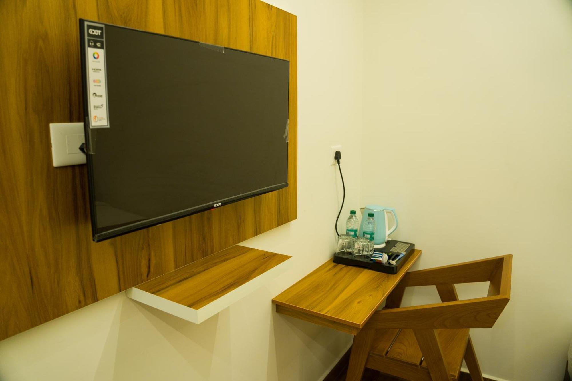 Fly View Airport Residency Hotell Nedumbassery Eksteriør bilde