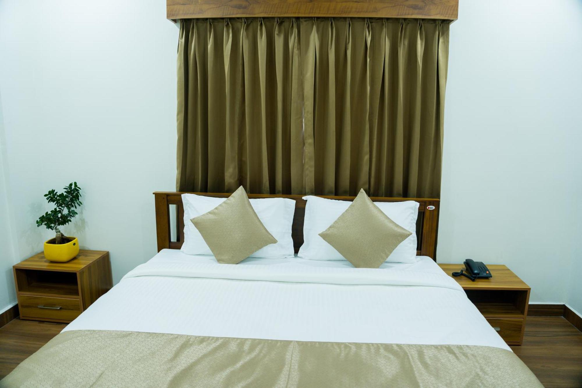 Fly View Airport Residency Hotell Nedumbassery Eksteriør bilde