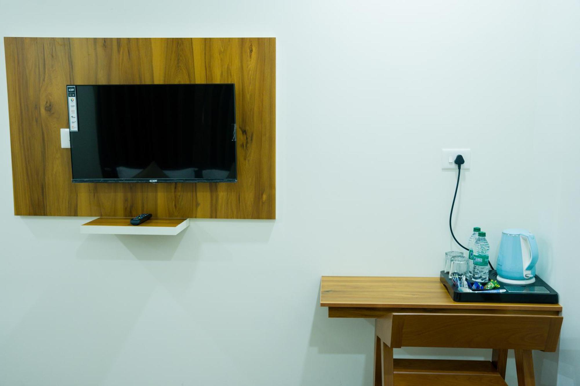 Fly View Airport Residency Hotell Nedumbassery Eksteriør bilde
