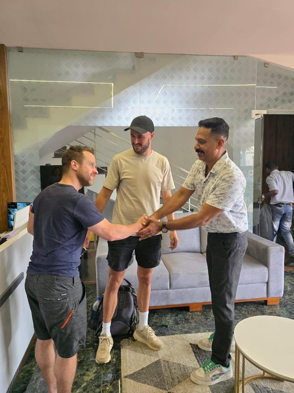 Fly View Airport Residency Hotell Nedumbassery Eksteriør bilde
