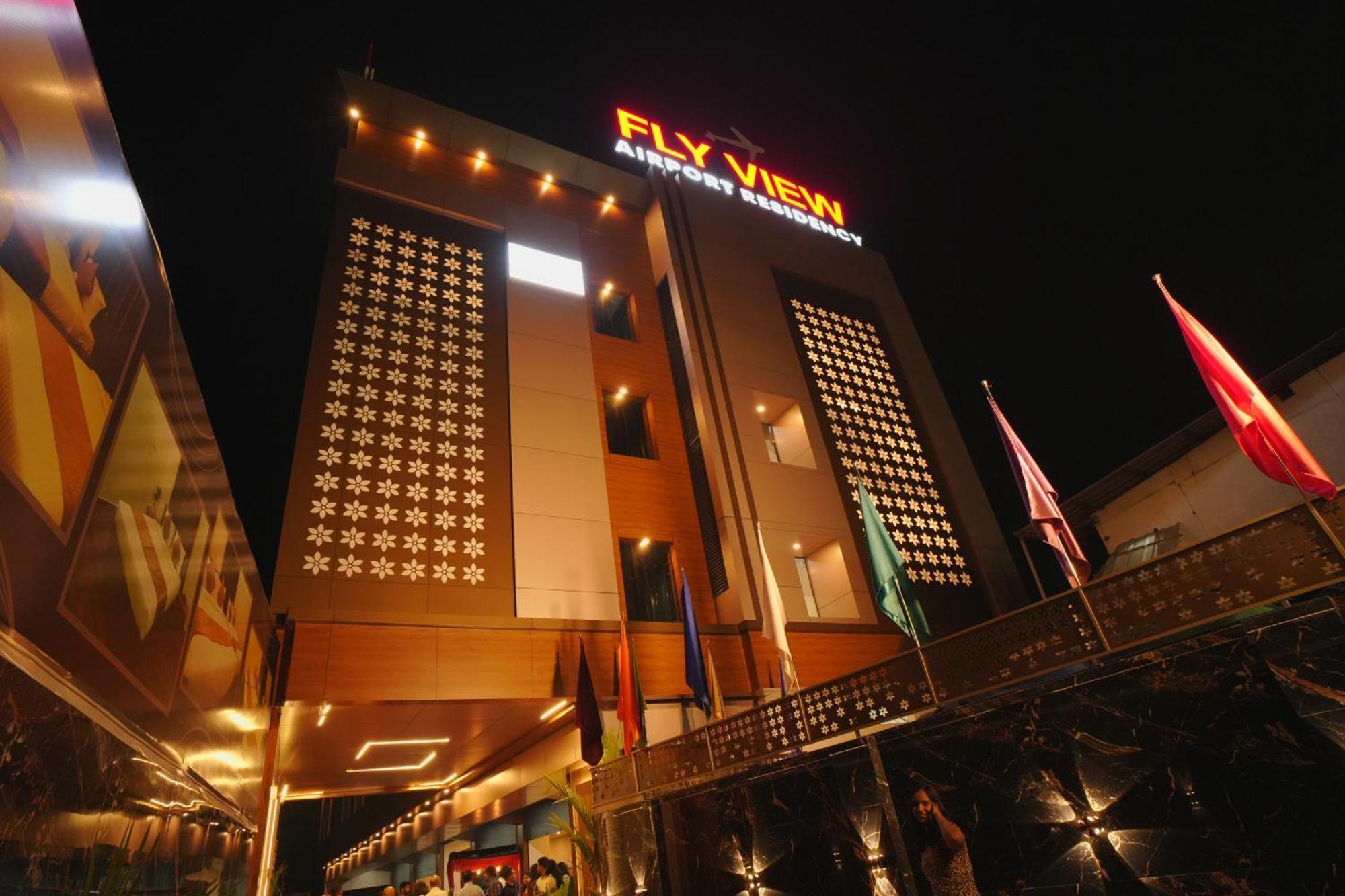 Fly View Airport Residency Hotell Nedumbassery Eksteriør bilde